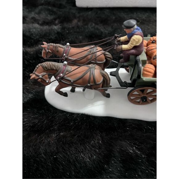 Dept 56 Harvest Pumpkin Wagon Heritage Village Collection 56591 w/ Box 1995 - Picture 5 of 10